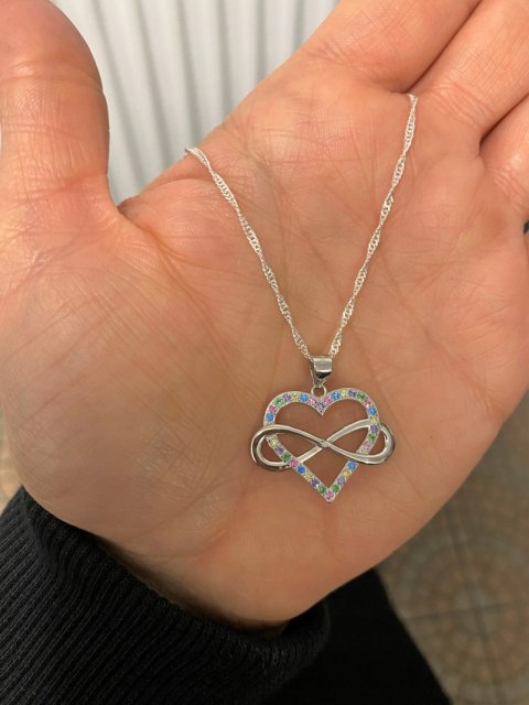 Srebrny naszyjnik z serduszkiem infinity GRAWER925